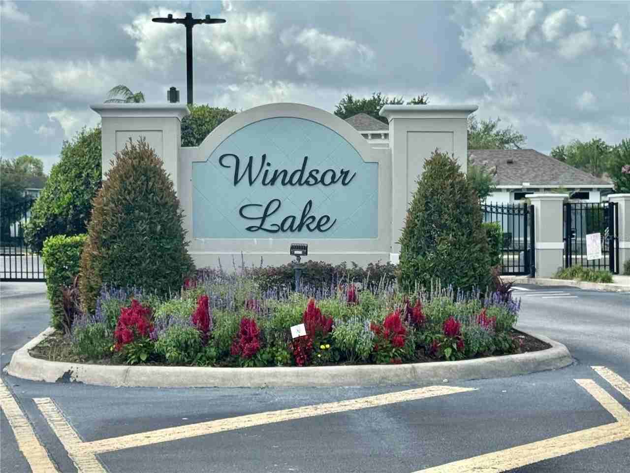 3141 Windleshore Way - Photo 3 of 32