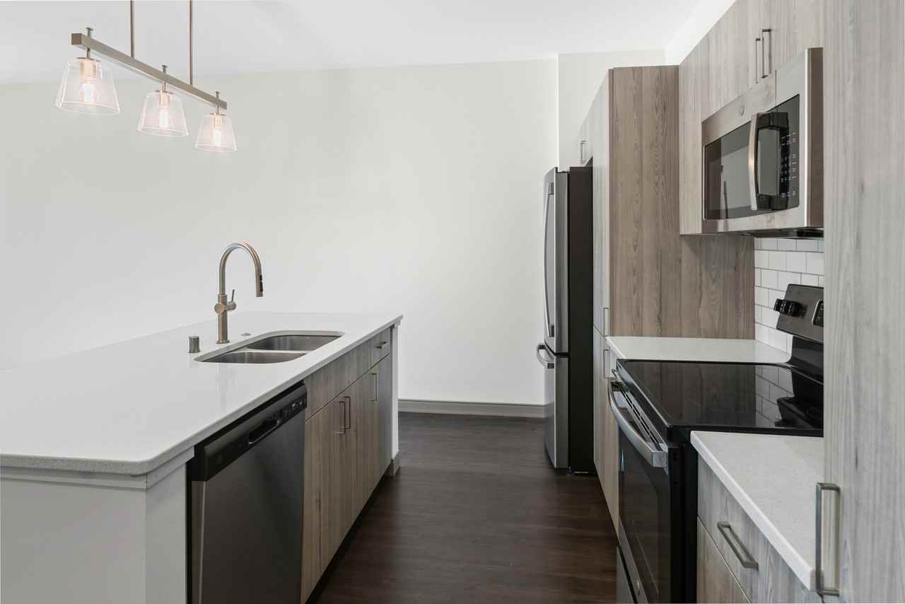 2420 E Capitol Dr #400 - Photo 3 of 26