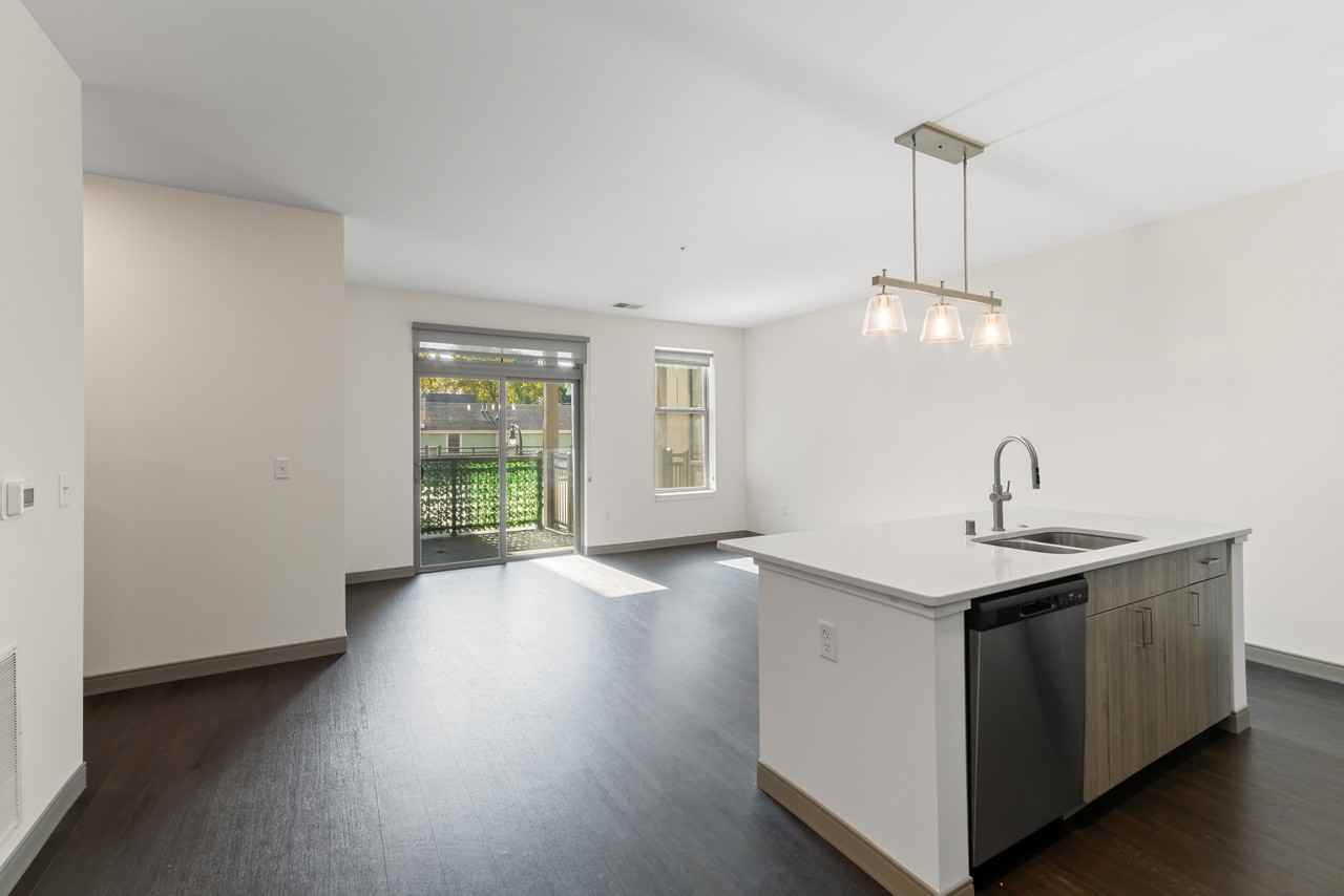 2420 E Capitol Dr #400 - Photo 7 of 26