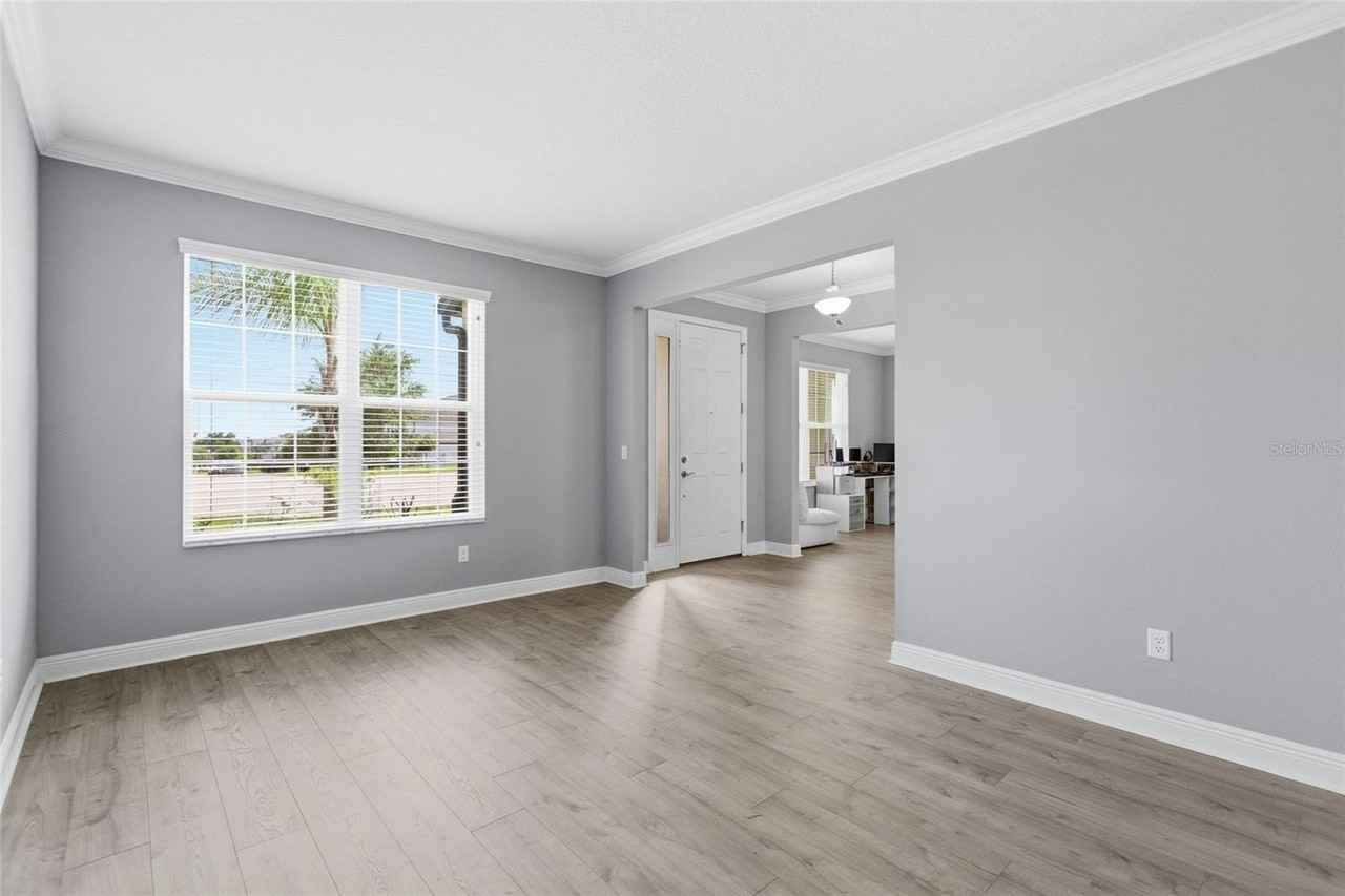 9844 Cabernet Ave - Photo 5 of 50