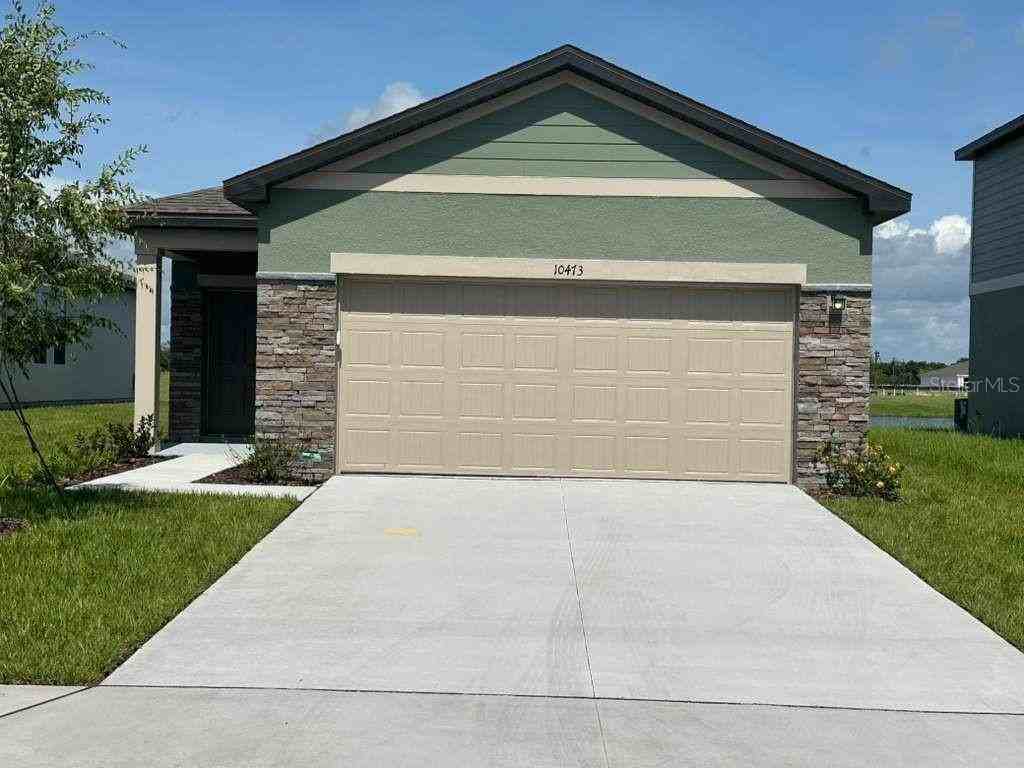 10473 Curving Creek Loop