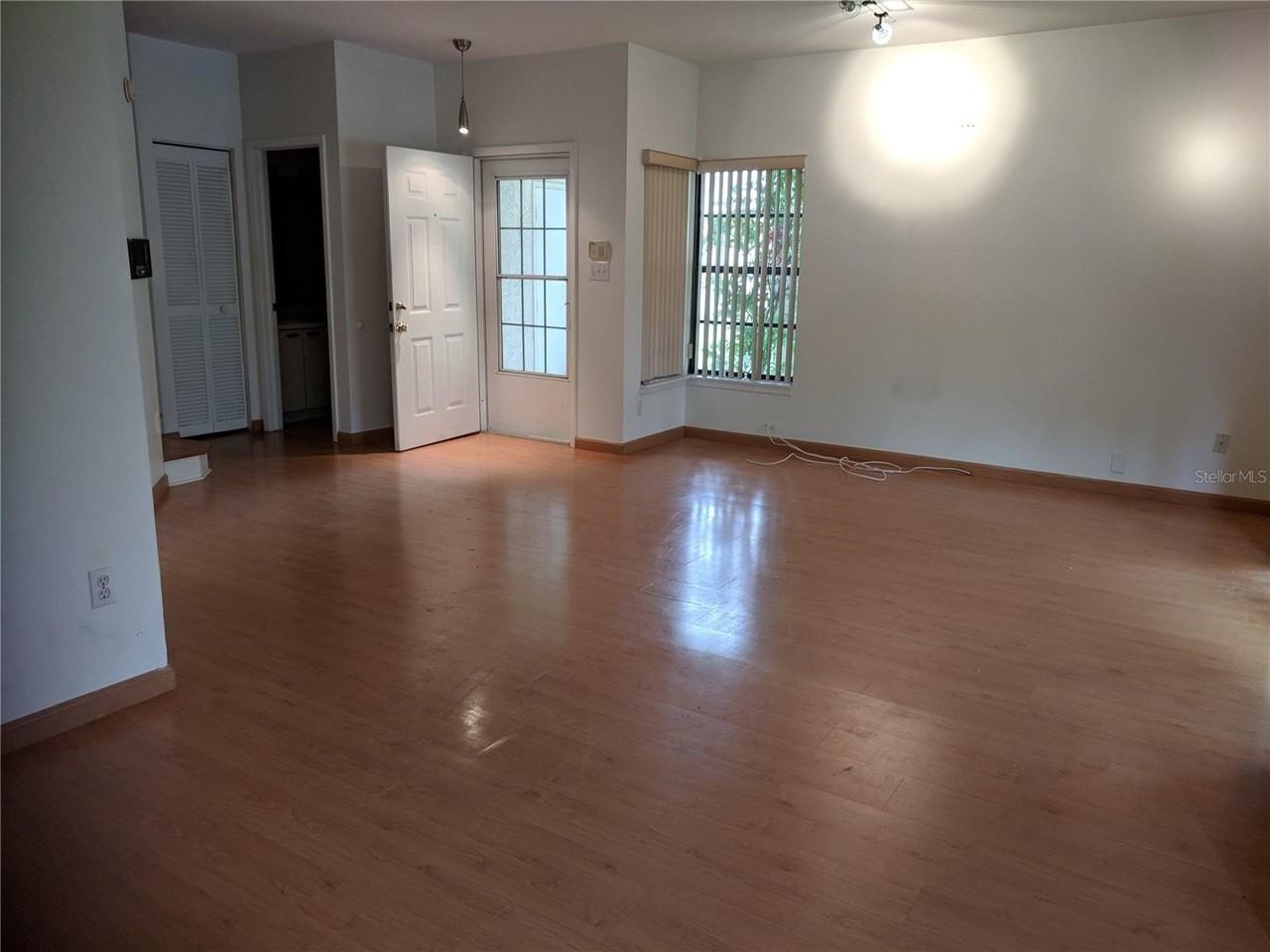 46 Emerald Bay Dr - Photo 3 of 23