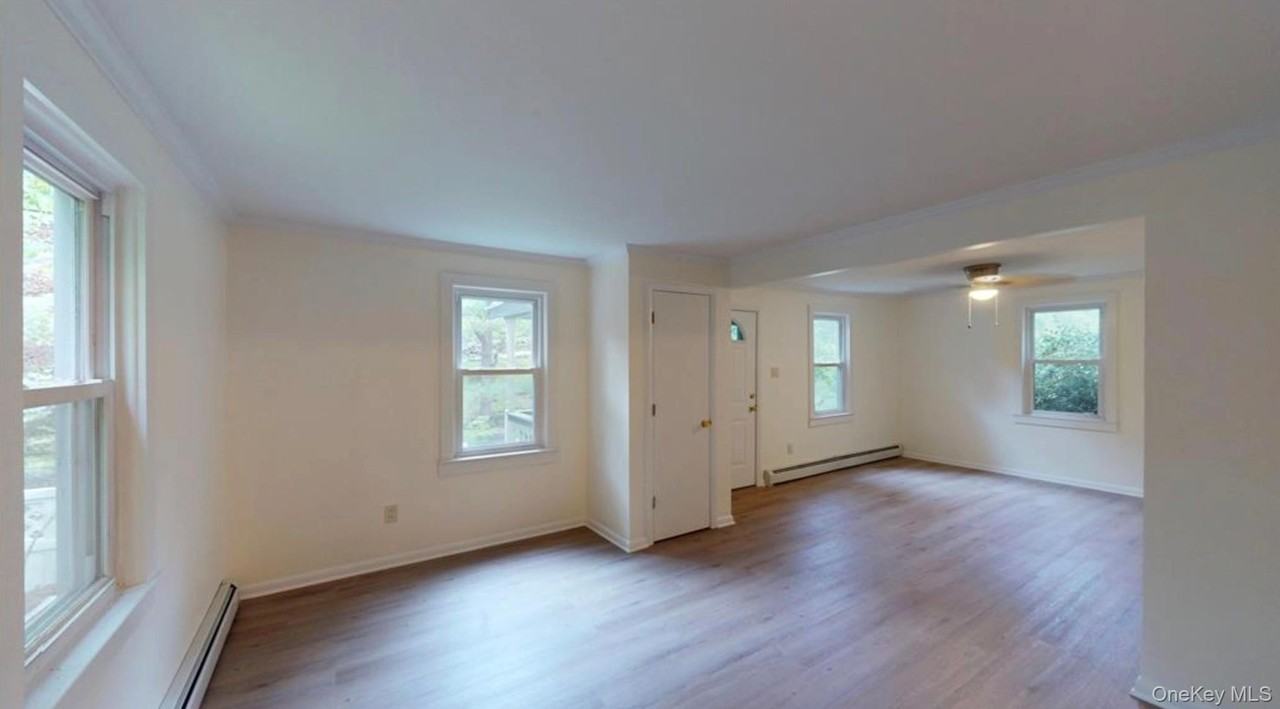 406 Christian Herald Rd - Photo 2 of 15