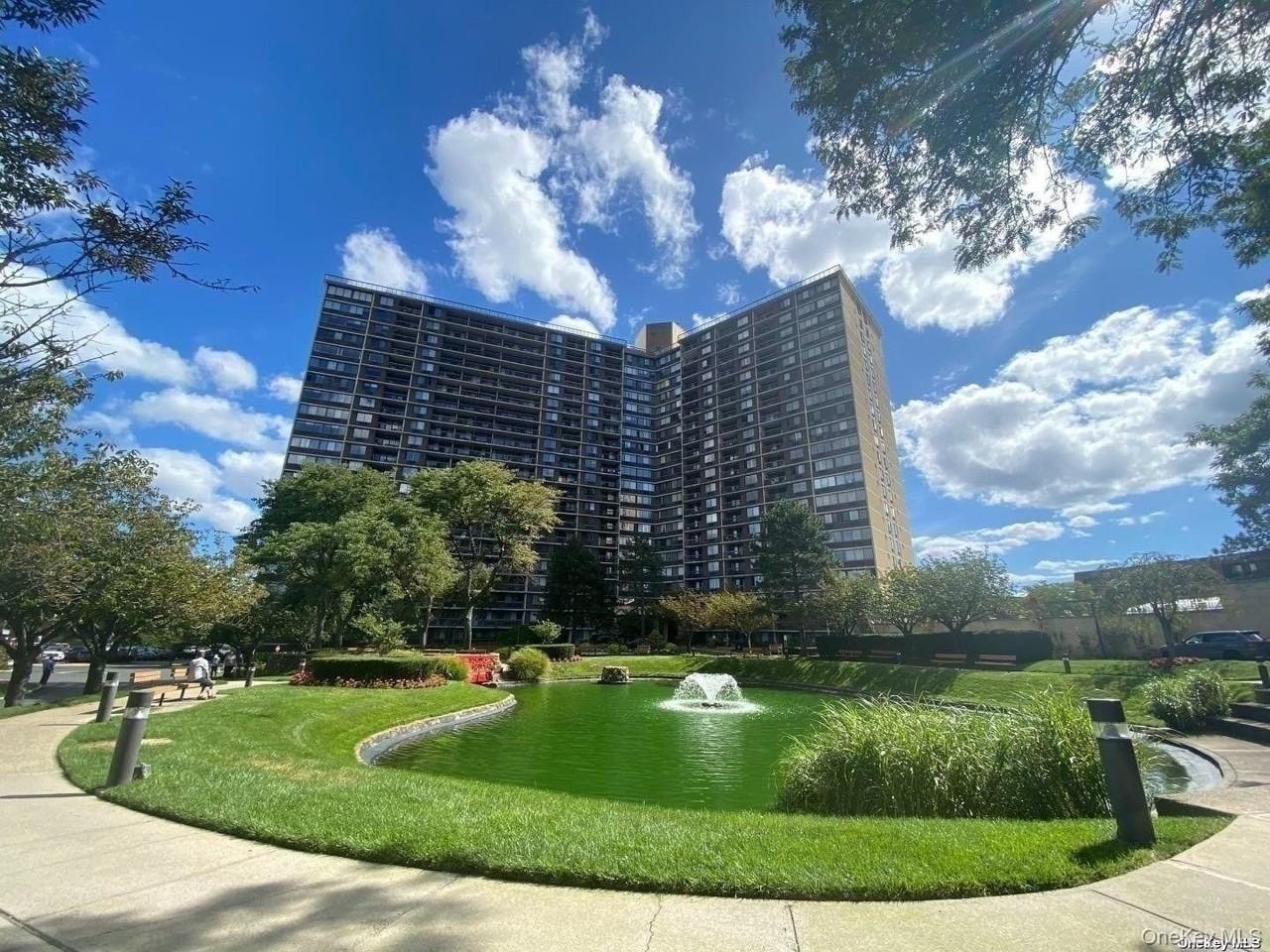 2 Bay Club Dr #6G