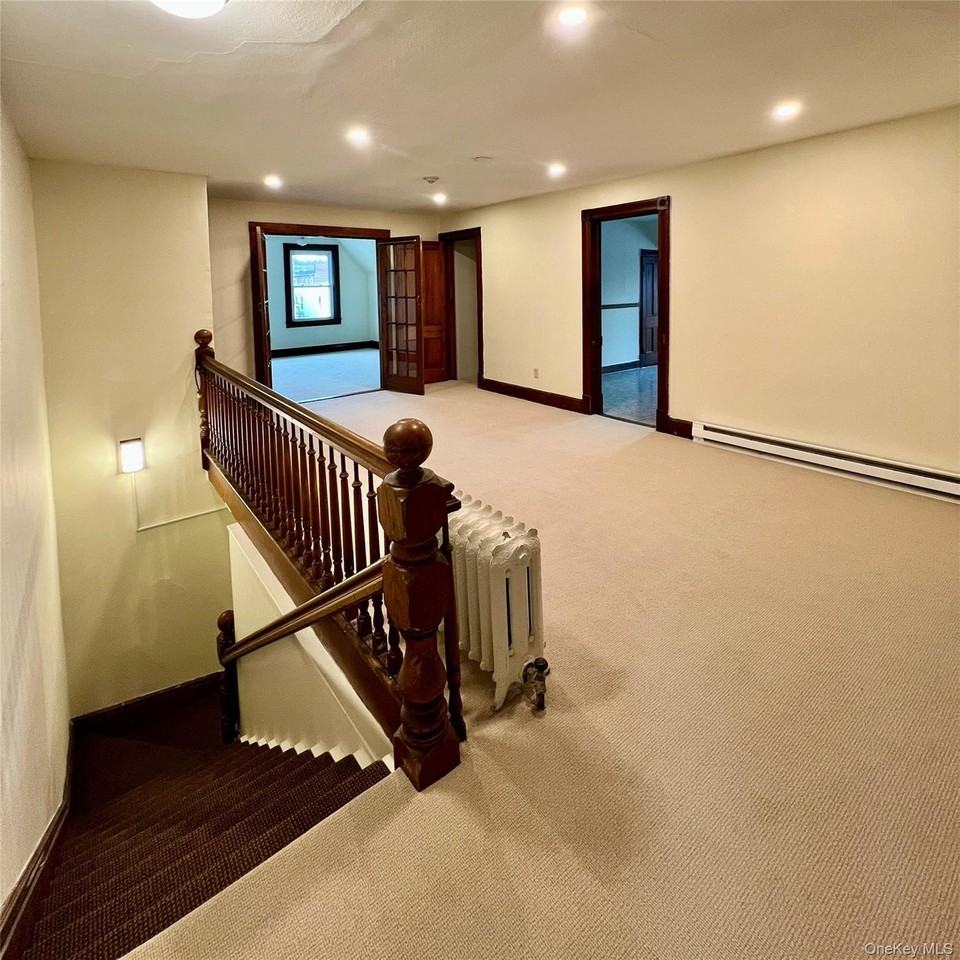 32 Parkway #3A - Photo 2 of 13