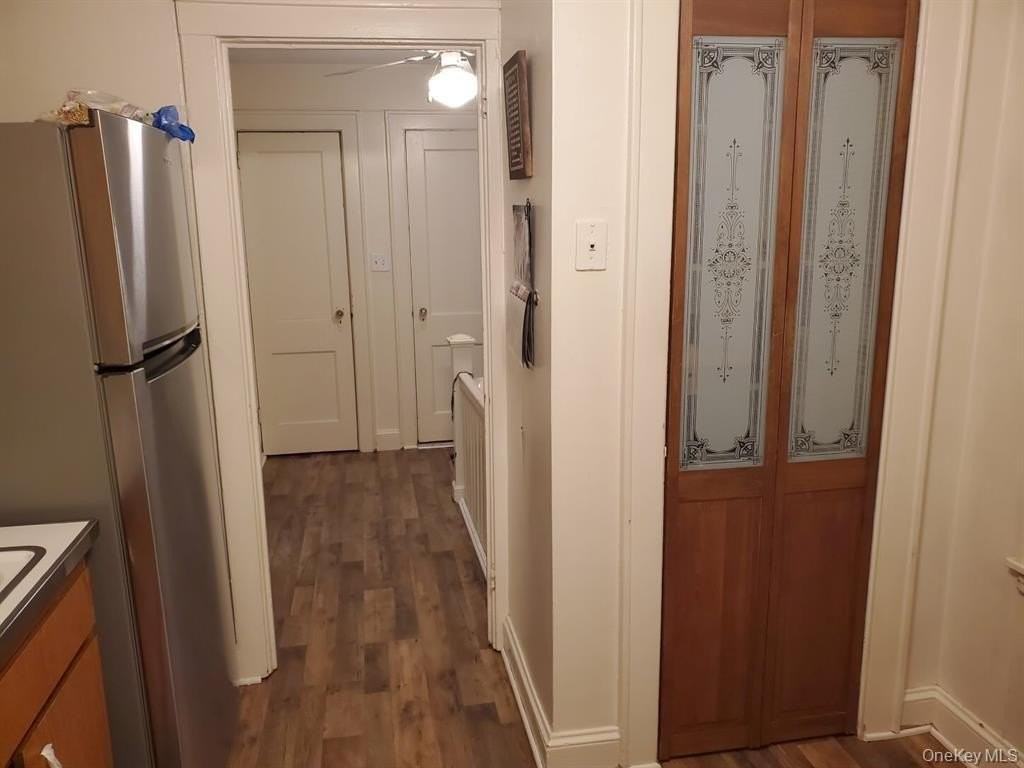 202 Park Ave - Photo 5 of 11