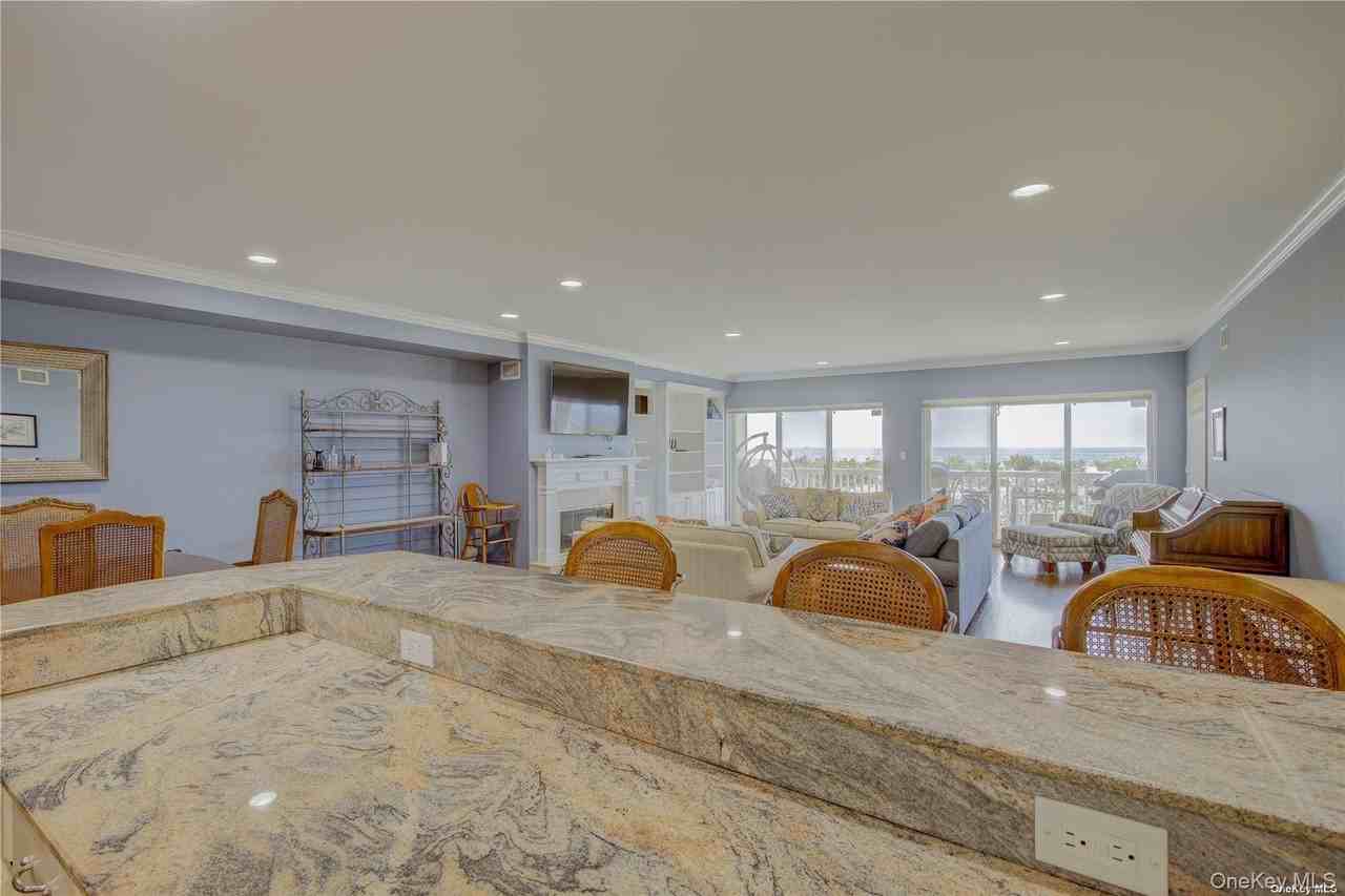 1051 Oceanfront #6 - Photo 4 of 36