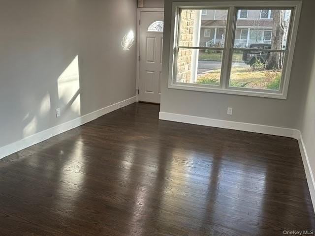11 Nesaquake Ave #1stFL - Photo 3 of 16