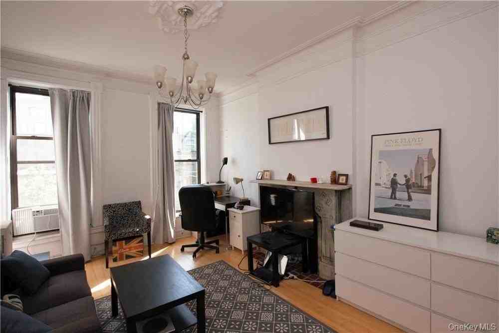 56 Saint Marks Pl #3 - Photo 6 of 16