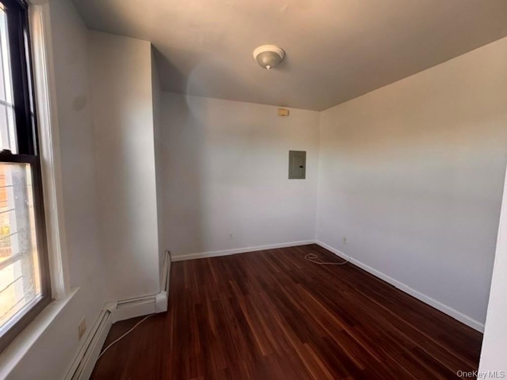 97 Waverly St #3R - Photo 3 of 12