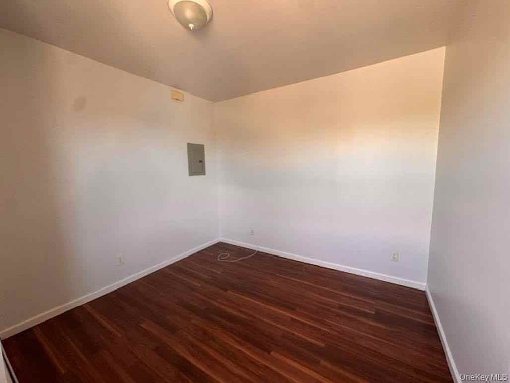 97 Waverly St #3R - Photo 4 of 12