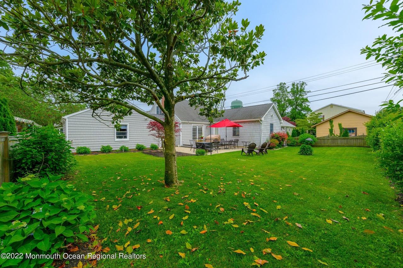 303 Bell Pl - Photo 6 of 35