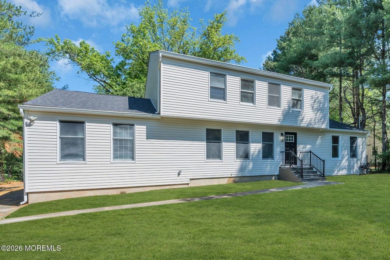 633 Eltone Rd - Photo 2 of 50