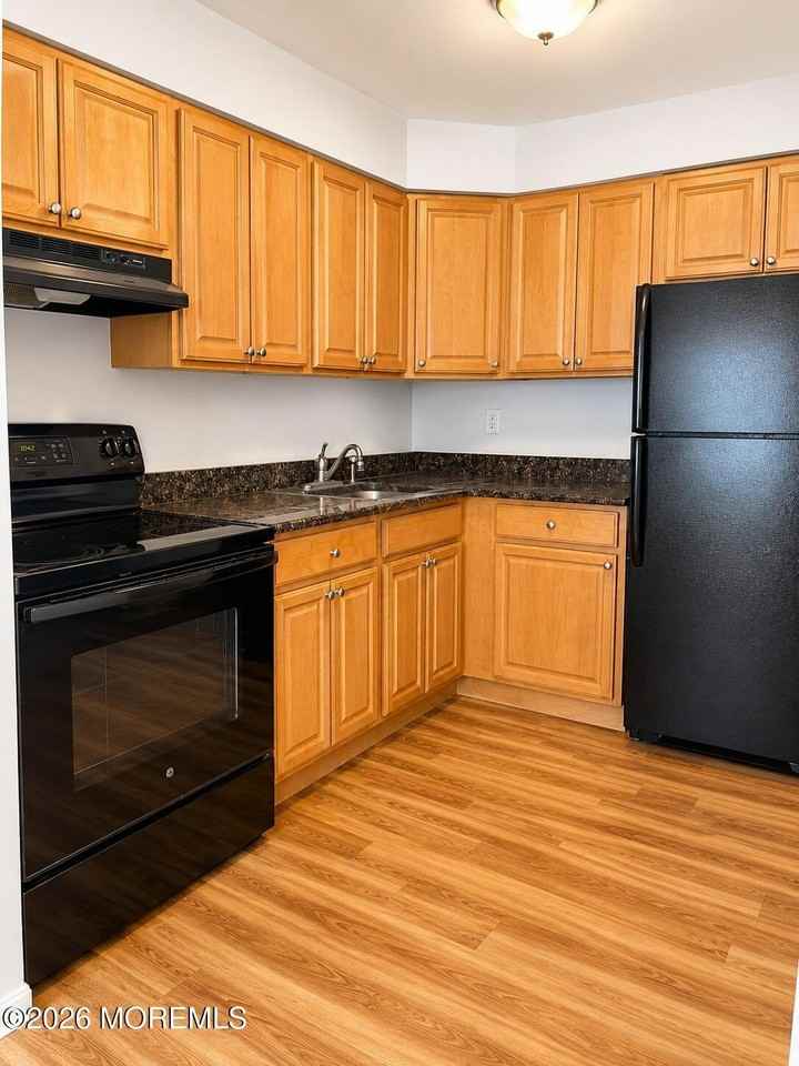 315317 8th Ave #208 - Photo 4 of 14