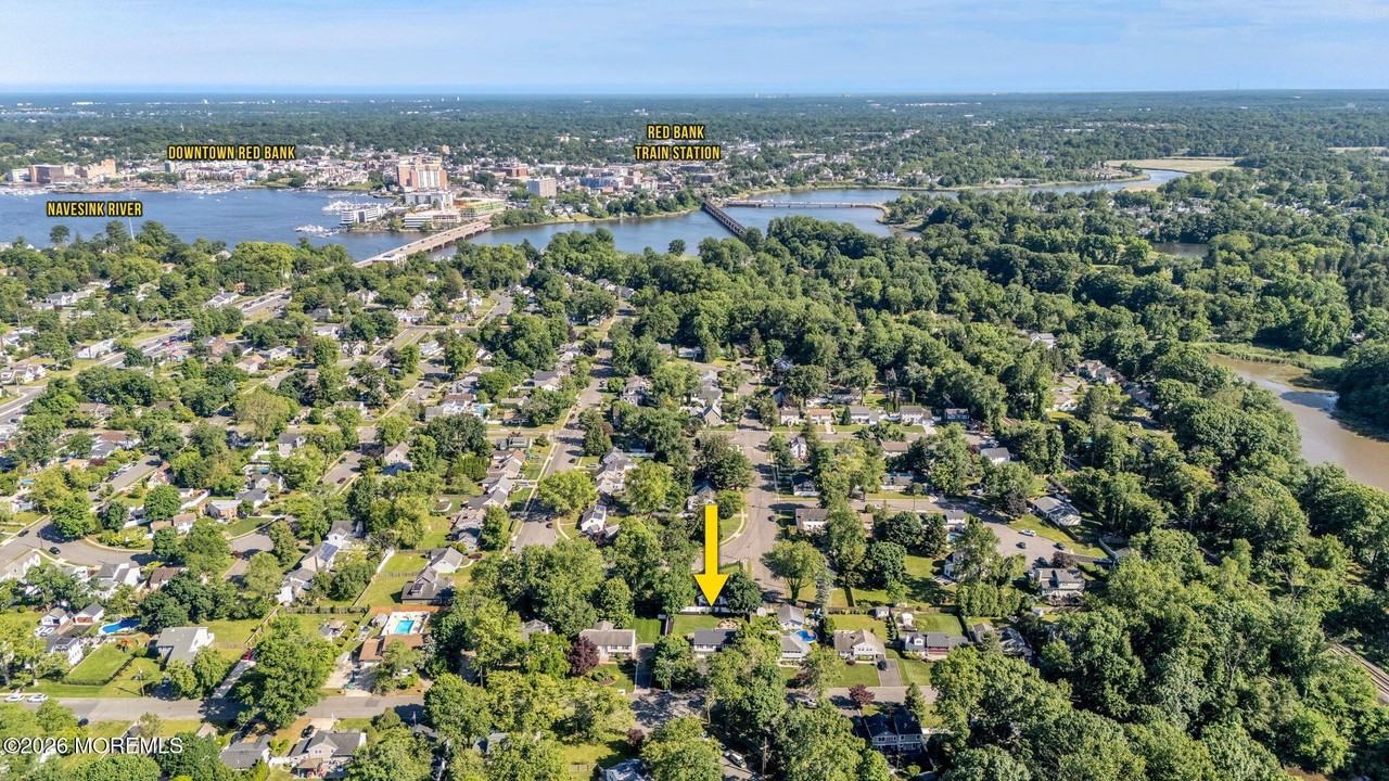 53 Field Ave - Photo 2 of 39
