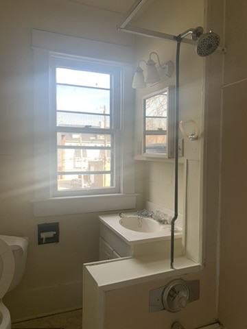 1280-1282 Highland Street - 1282 1/2 #1282-1-2 - Photo 4 of 16