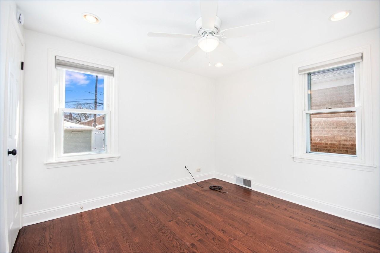 5229 S Meade Ave - Photo 7 of 15