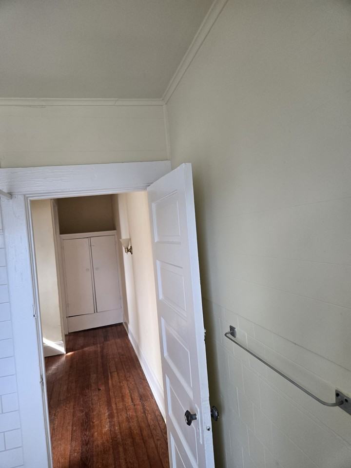 1280 Highland Street - 1280 1/2 #1280-1-2 - Photo 5 of 18