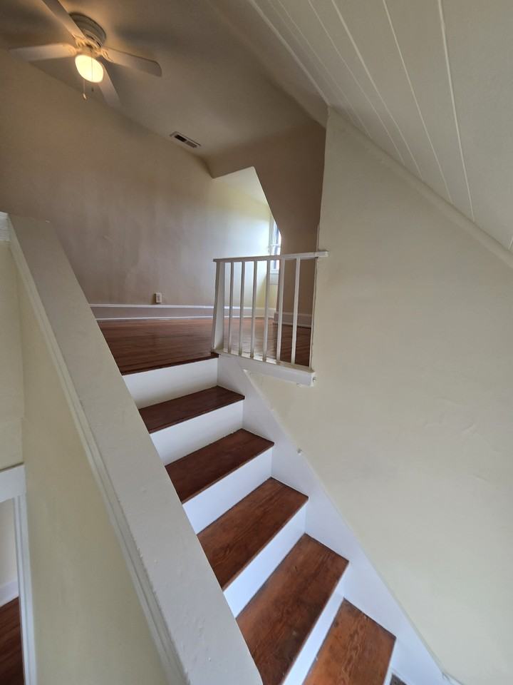 1280 Highland Street - 1280 1/2 #1280-1-2 - Photo 7 of 18