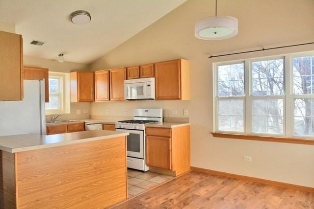 2527 Sheehan Dr #202 - Photo 2 of 11
