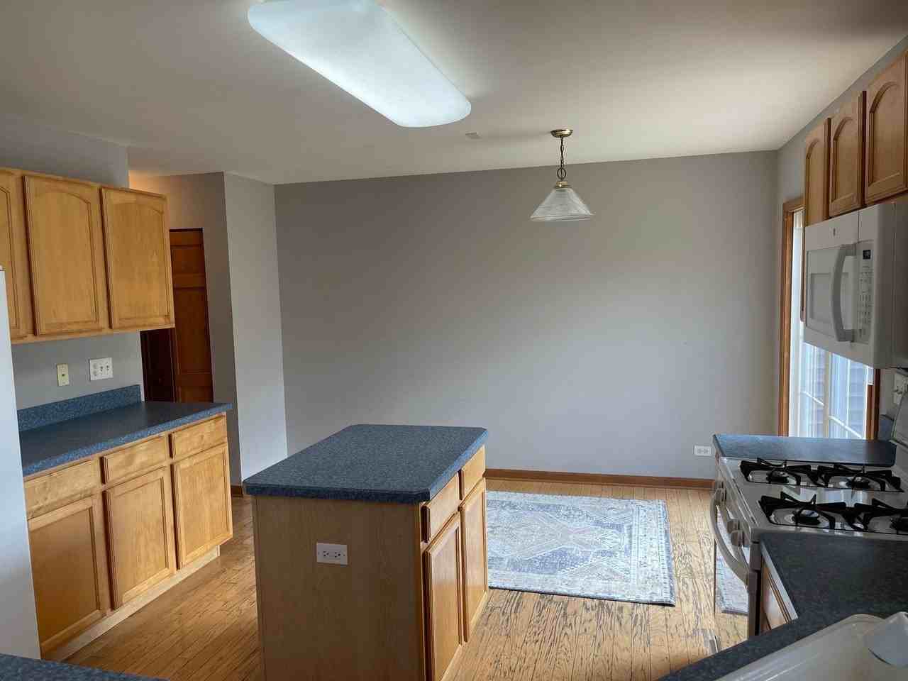 12849 W Wakefield Dr - Photo 5 of 22