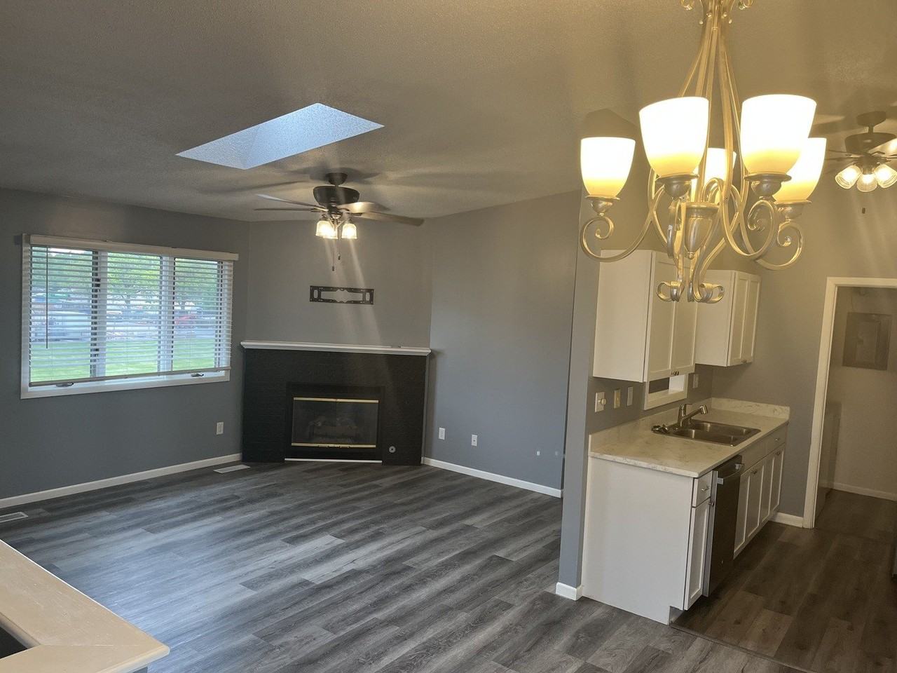 1846 Kerrybrook Ct #1846 - Photo 4 of 11