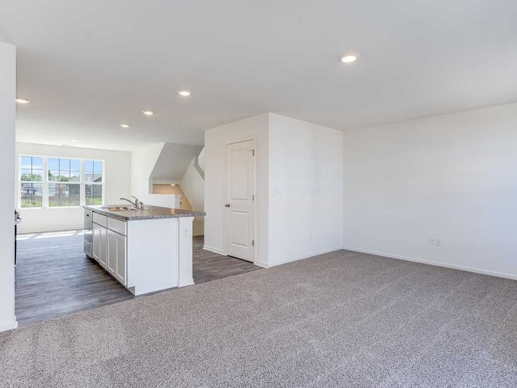 2131 Sassafras Way #D - Photo 2 of 14