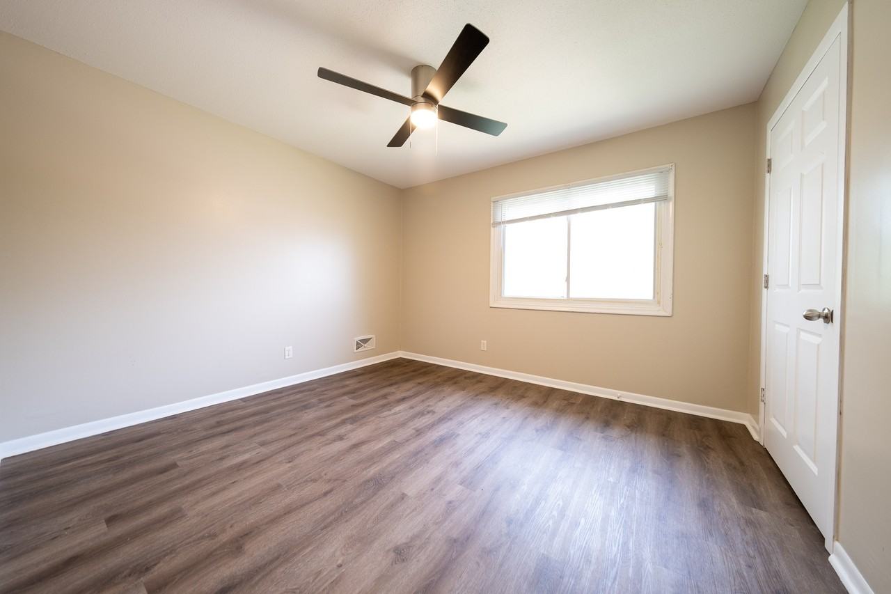 1026 2nd Ave E #1026 - Photo 7 of 21