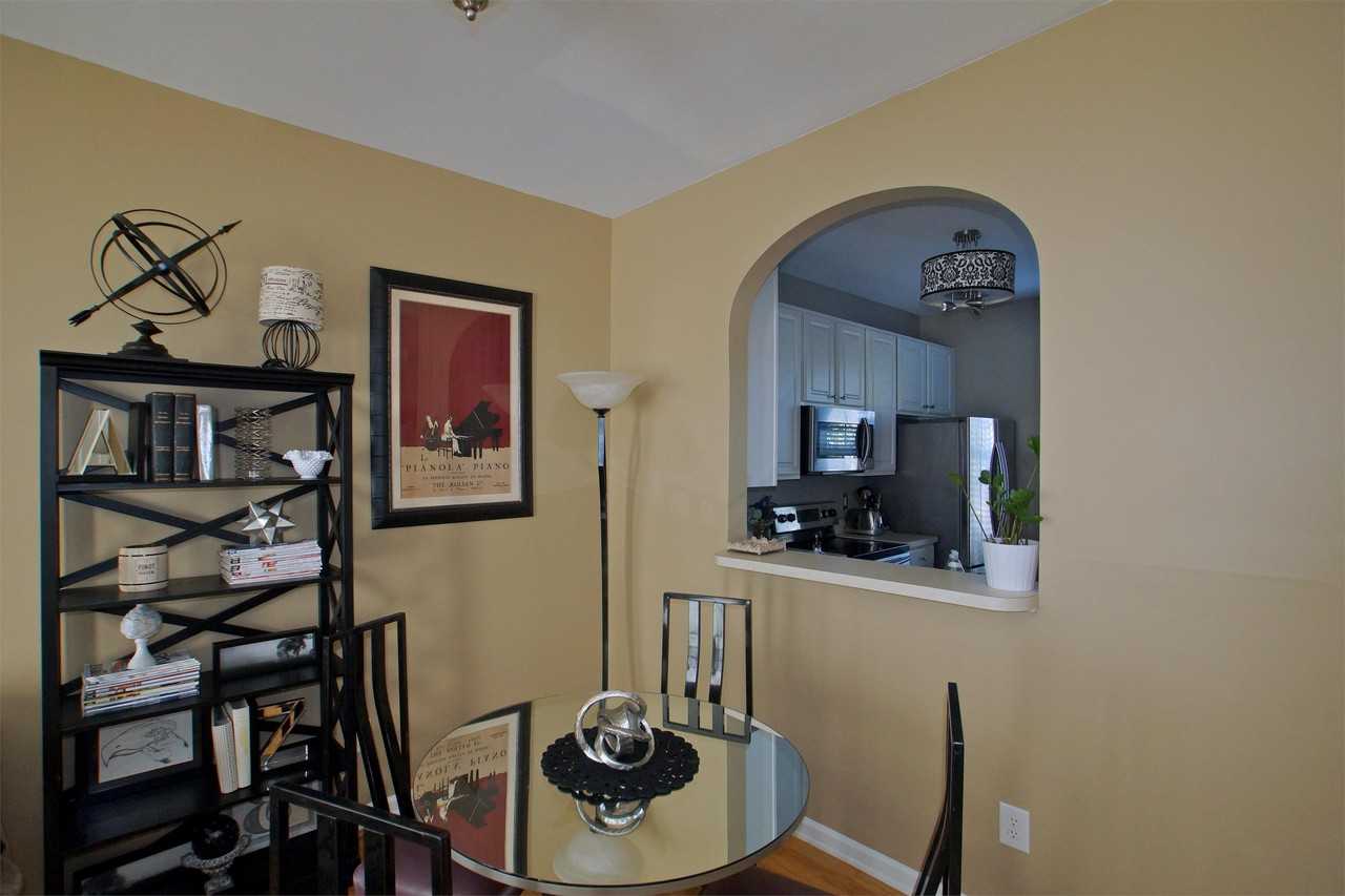 405 Hamlet Park Dr #1 - Photo 6 of 14