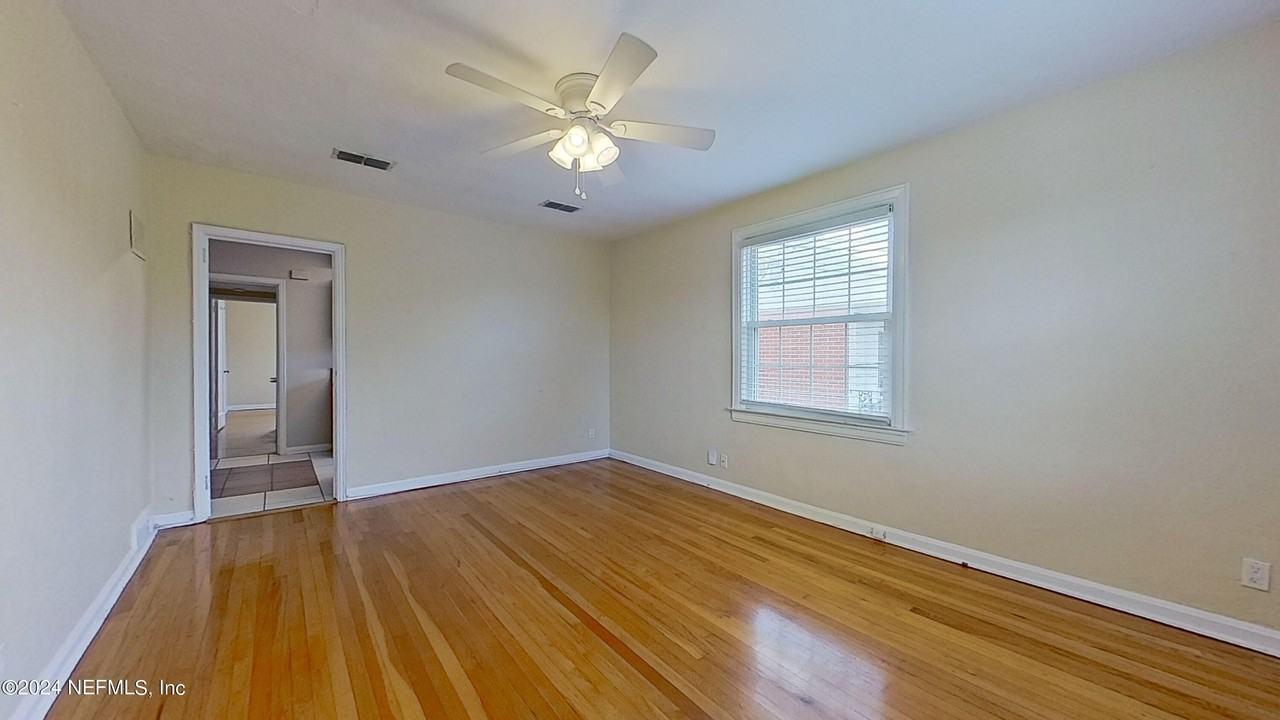 1261 Belmont Ter #2 - Photo 4 of 14