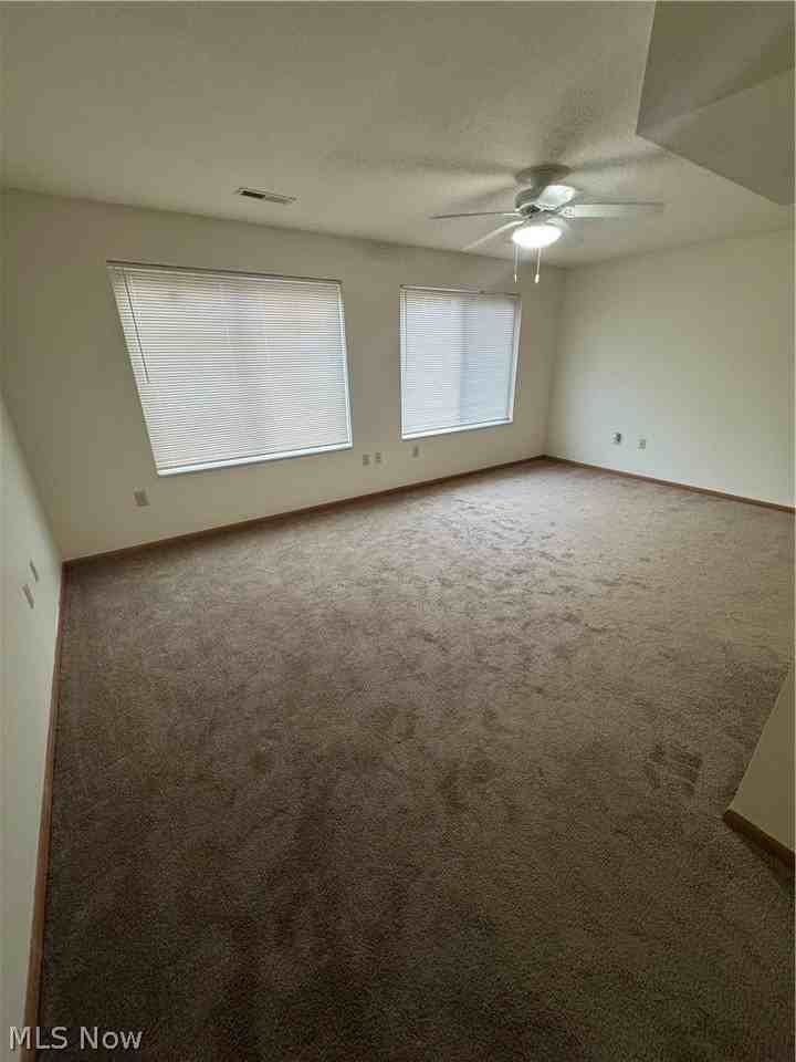 12513 Euclid Ave - Photo 3 of 21