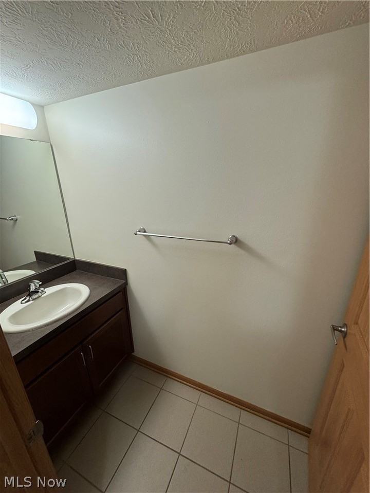 12513 Euclid Ave - Photo 7 of 21