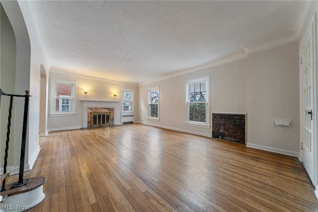 2317 Canterbury Rd - Photo 3 of 46