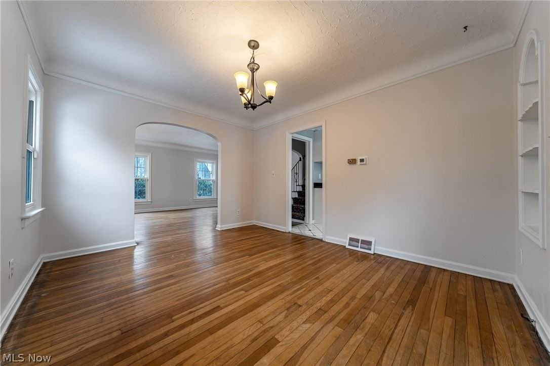 2317 Canterbury Rd - Photo 5 of 46