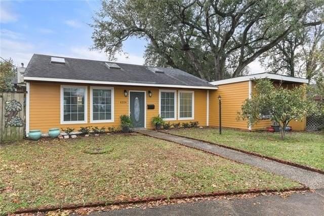 4324 Cadiz St - Photo 2 of 17