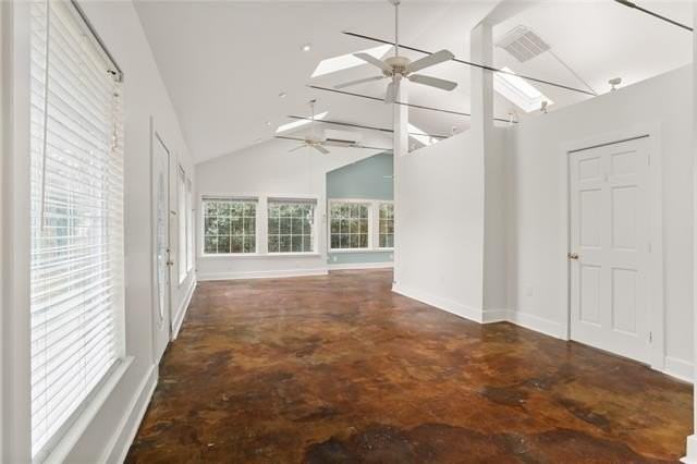 4324 Cadiz St - Photo 3 of 17