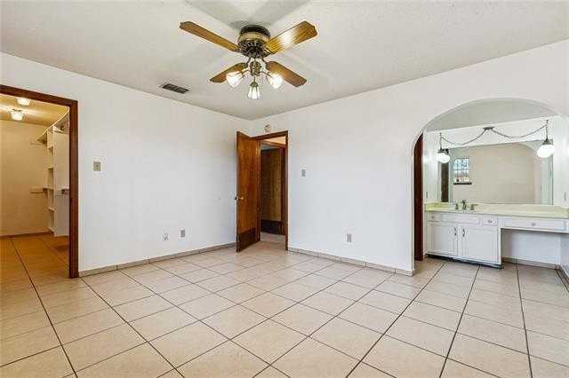4400 Lefkoe St - Photo 6 of 11