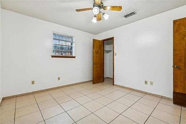 4400 Lefkoe St - Photo 7 of 11