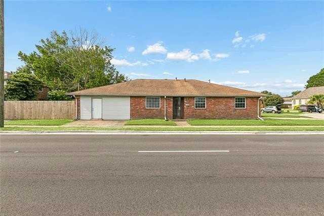 4444 W Esplanade Ave - Photo 2 of 16