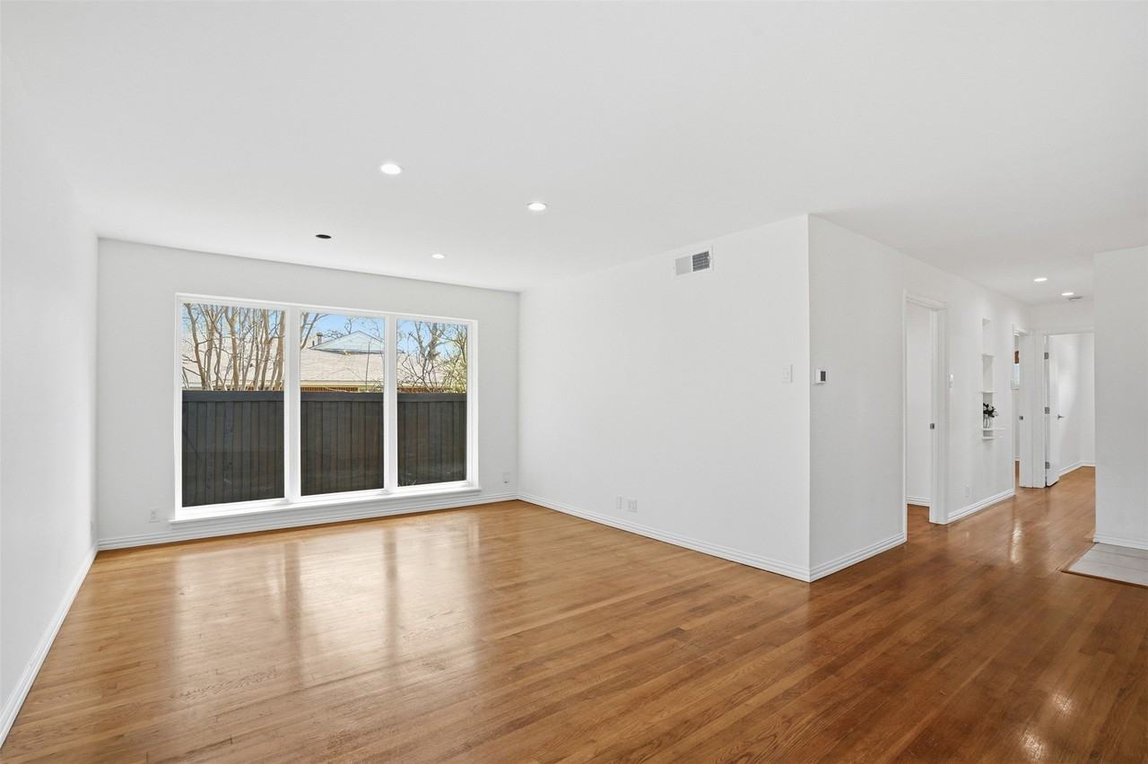 8834 Liptonshire Dr - Photo 6 of 21