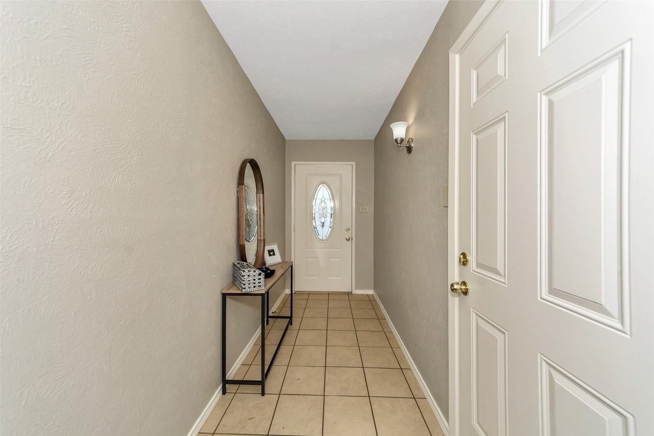 4113 Juneberry St - Photo 3 of 35