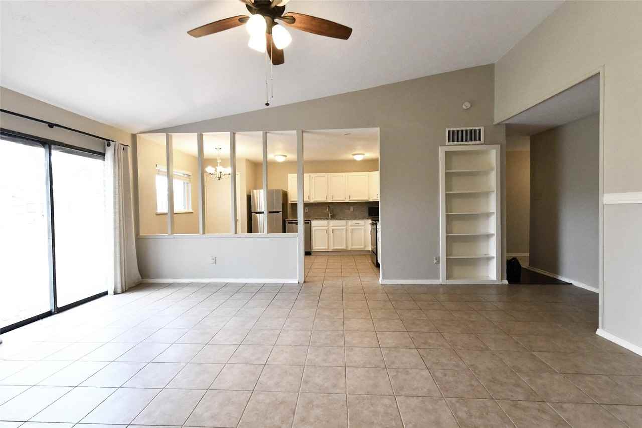 4113 Juneberry St - Photo 6 of 35