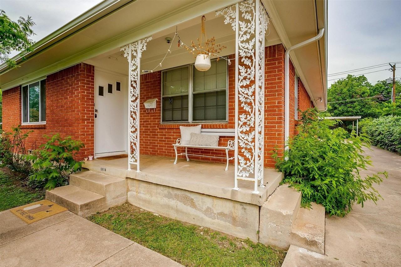 3217 Lubbock Ave #B - Photo 2 of 25