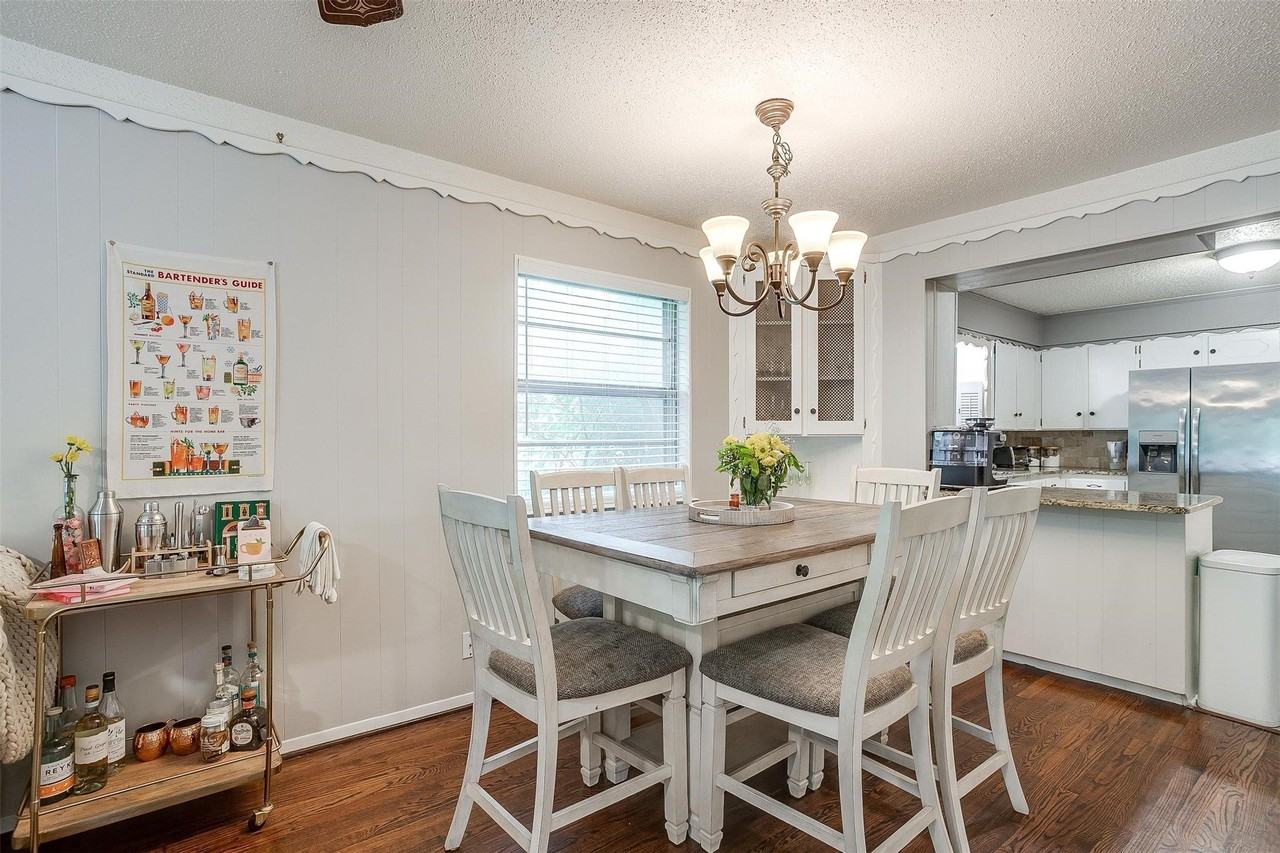 3217 Lubbock Ave #B - Photo 7 of 25