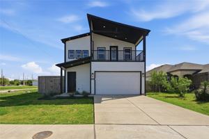 featured image of 3316 Nomas St