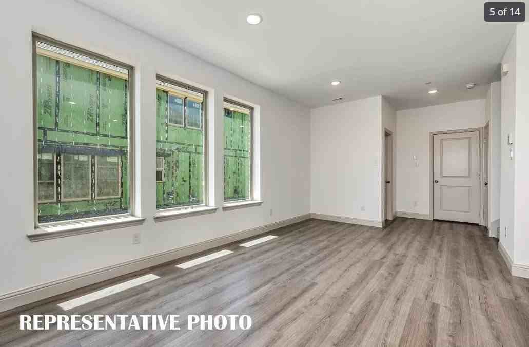 420 4th St - Photo 2 of 2