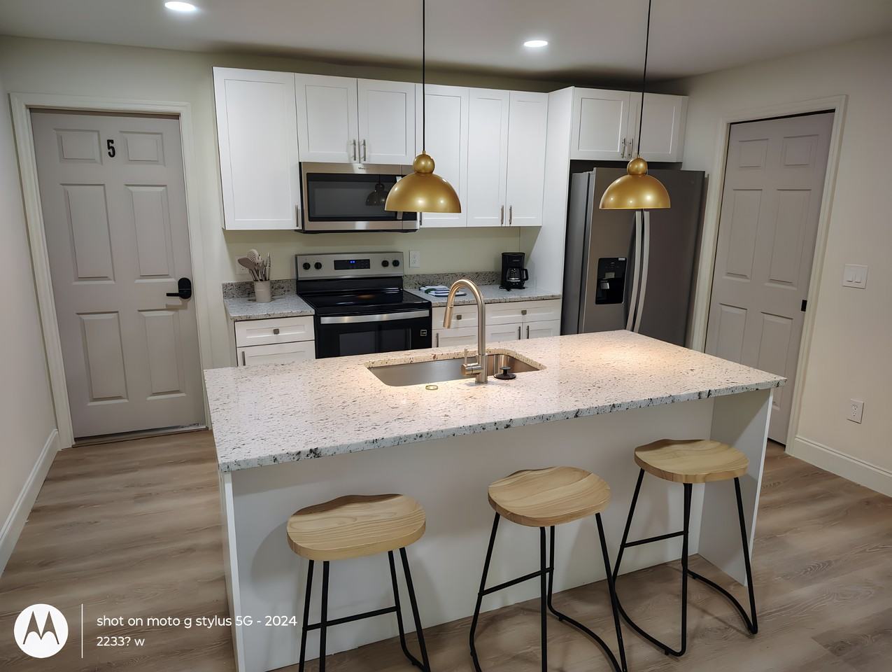 W Oak Ave - Photo 5 of 13