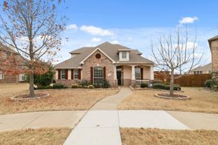5128 Oceana Dr - Photo 1 of 1