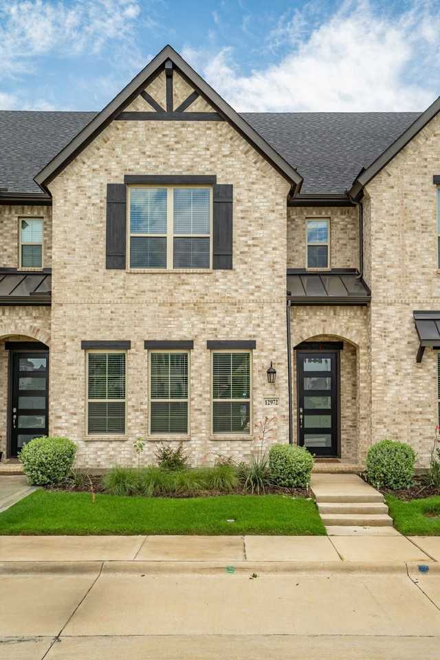 12972 Rockham Ln - Photo 2 of 27
