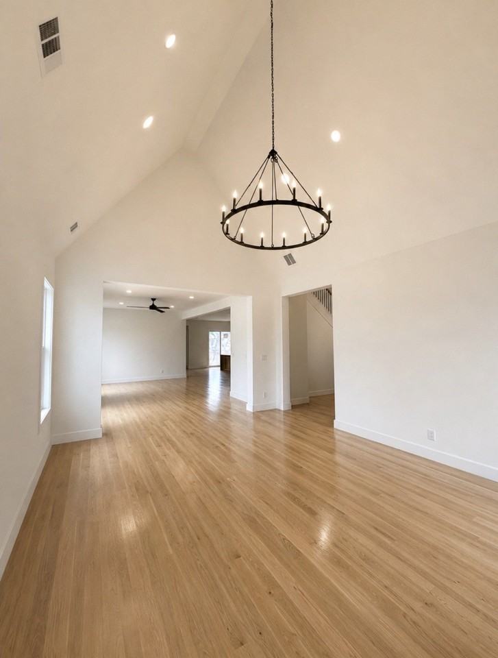 5115 Vanderbilt Ave - Photo 3 of 40